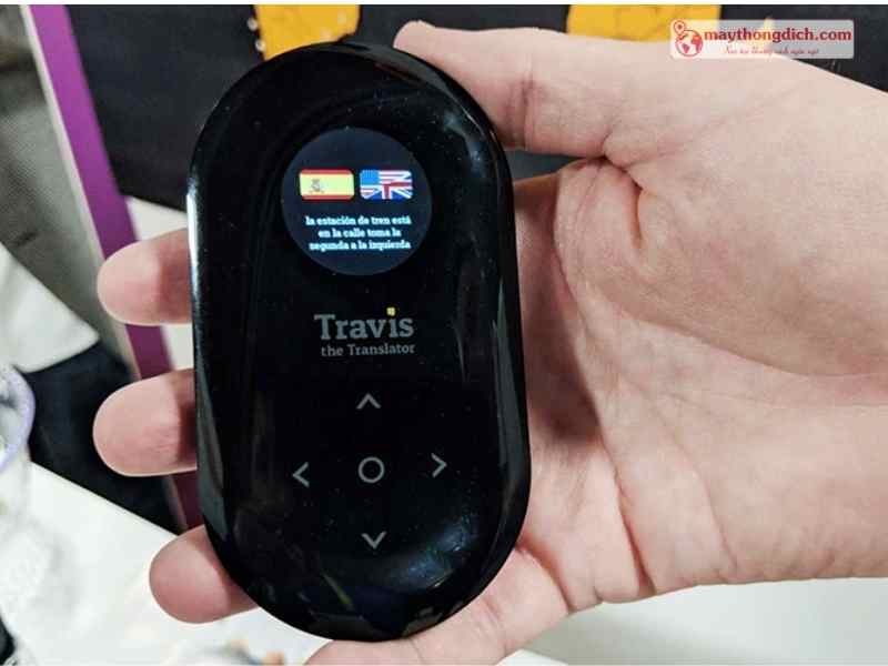 Travis Touch Go máy phiên dịch tại Hồ Chí Minh