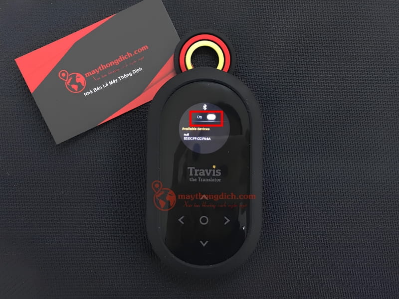 Bật on để kết nối bluetooth và bắt đầu sử dụng travis one