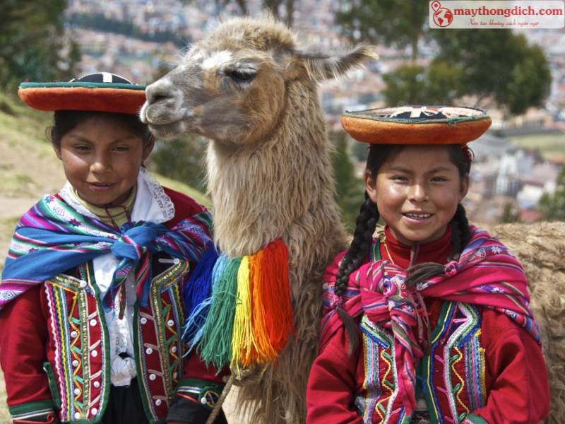 Người Ecuador nói tiếng Tây Ban Nha