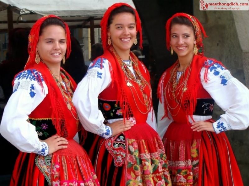 Tiếng Luxembourg, Pháp và tiếng Đức là 3 ngôn ngữ chính thức tại Luxembourg