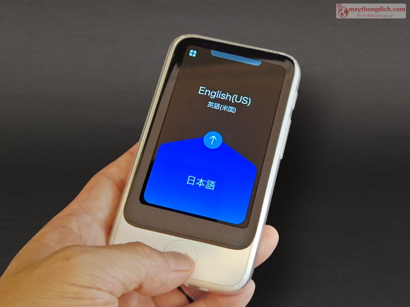 Máy thông dịch cầm tay Pocketalk  Máy thông dịch cầm tay Pocketalk